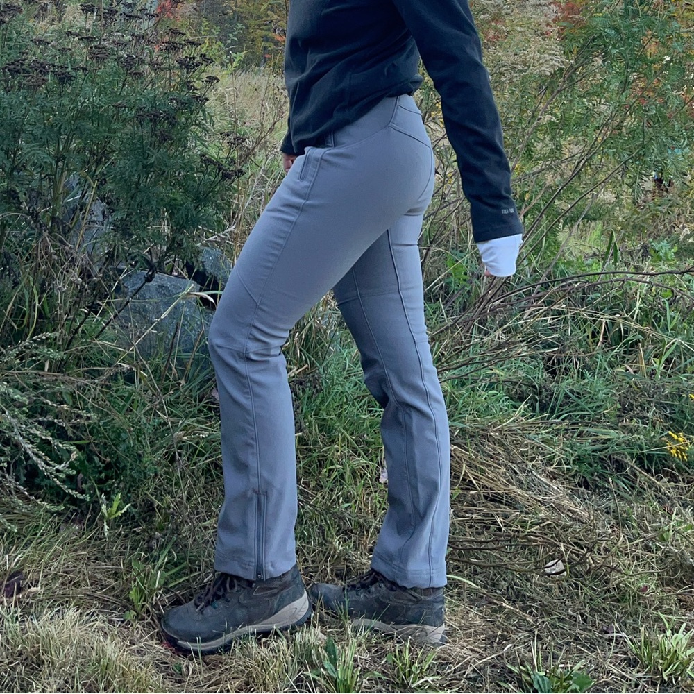 Women's Vast Canyon™ Omni-Heat™ Infinity Softshell Pants in Gray